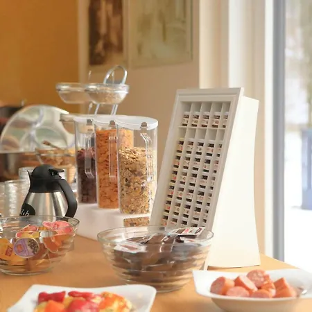 Отель Gruenwalde Halle (Westfalen)